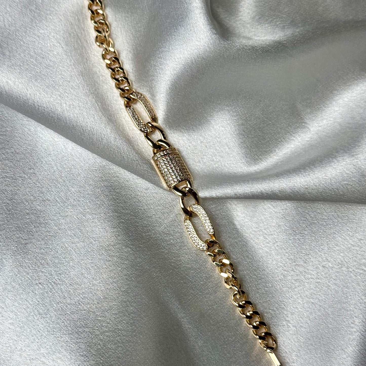 Mira Bracelet