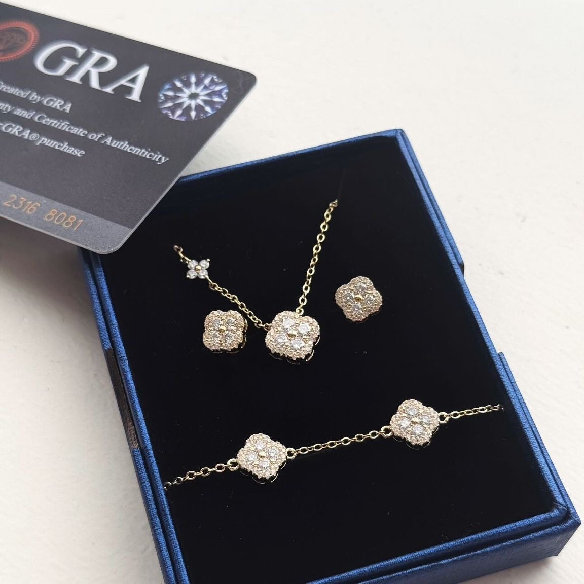 Moissanite Mini Clover Set