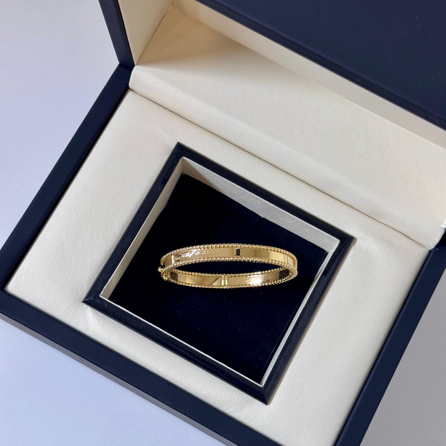 Elissa Bangle
