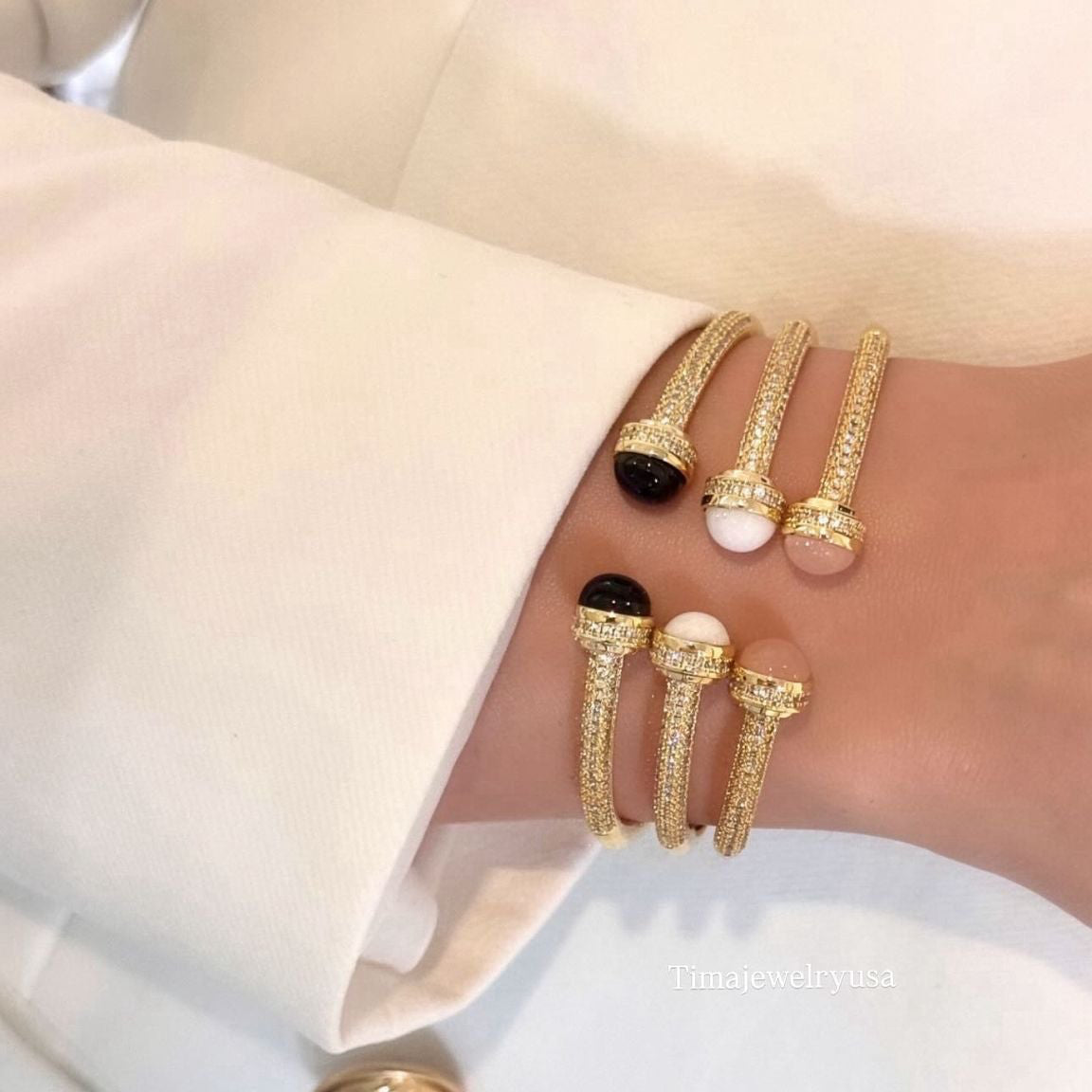 Himo Bangles