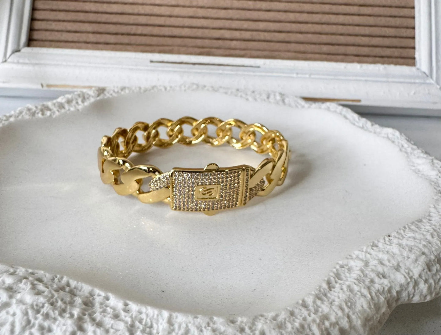 Noura Bangle