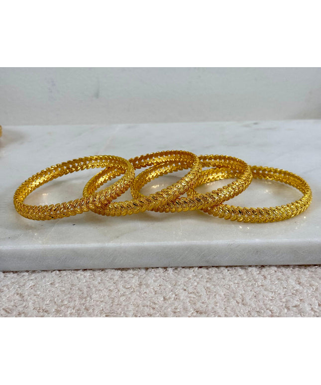 Leaf Design Bangle