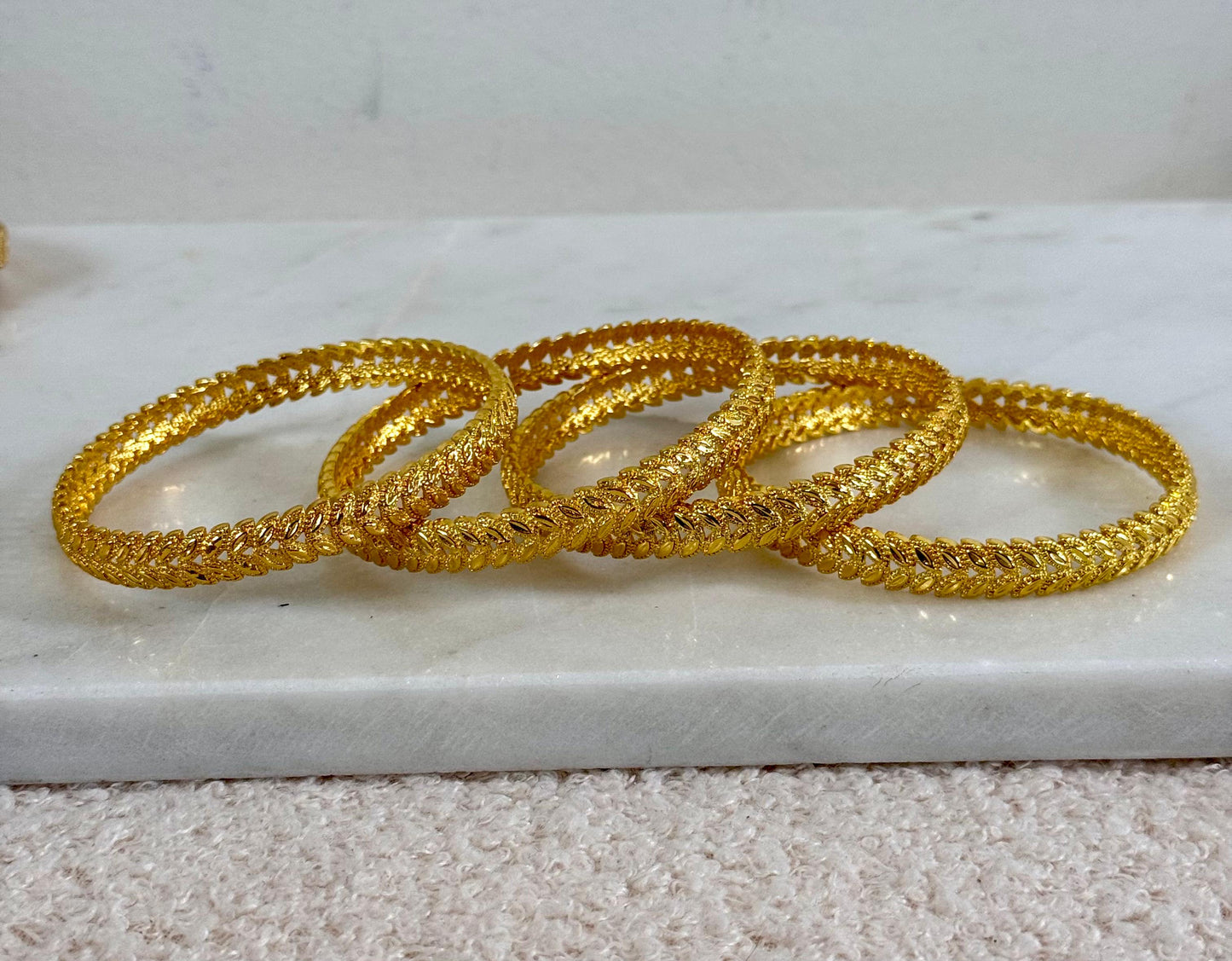 Leaf Design Bangle