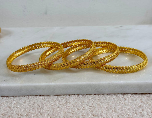 Leaf Design Bangle