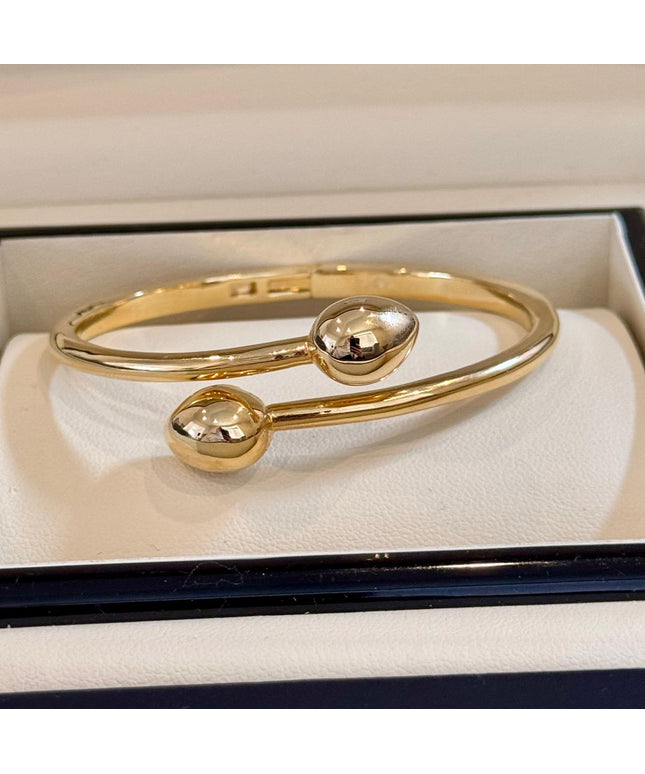 Tina Bangle