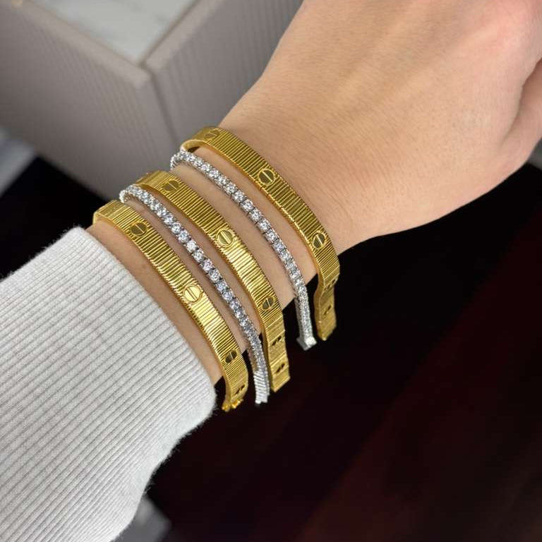 Celebrities Gold Tone Bracelet