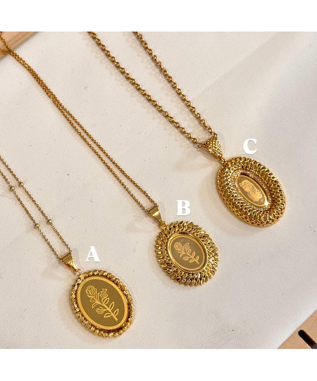 Three Onsa Style Necklace
