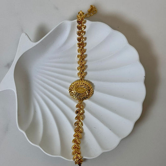 Dana Bracelet – Elegant Gold Plated Design