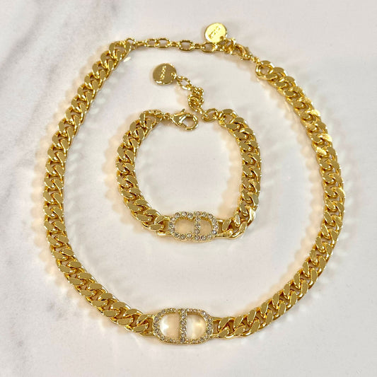 Dana set of Bracelet and Necklace 
