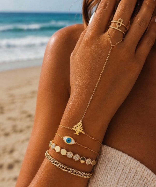 Lebanese cedar hand chain