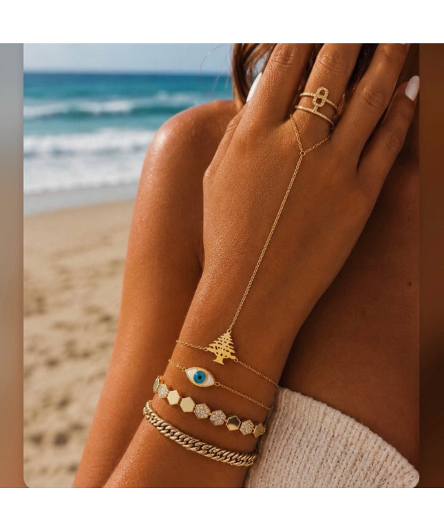 Lebanese cedar hand chain