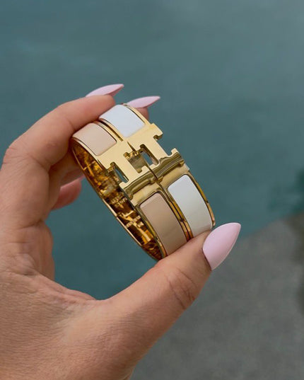 Hana Bangle