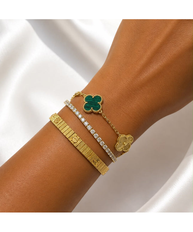 Noura Stack