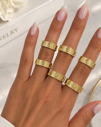 Unlimited Love Ring