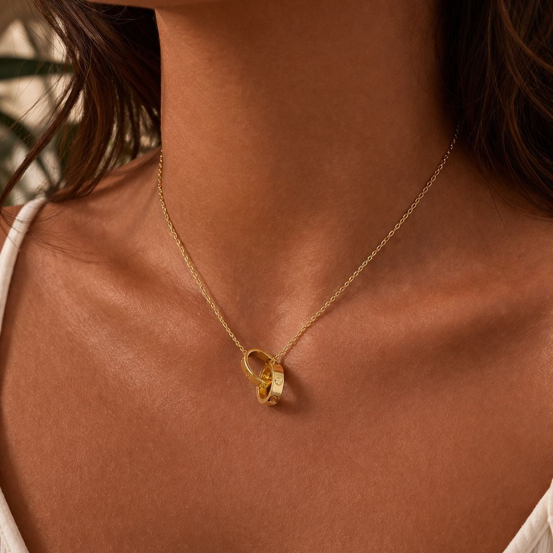 Elain Necklace