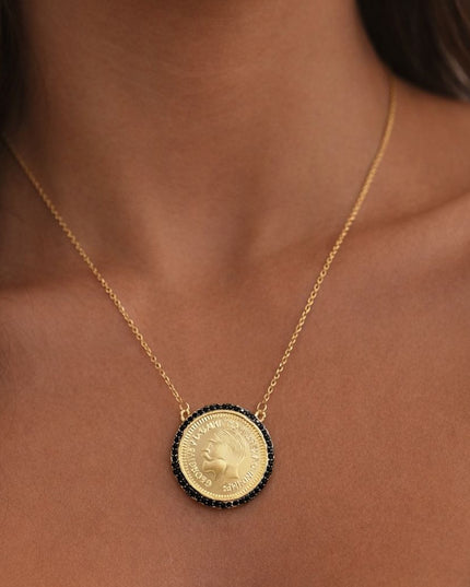 Lira Necklace With Black Zircon Frame