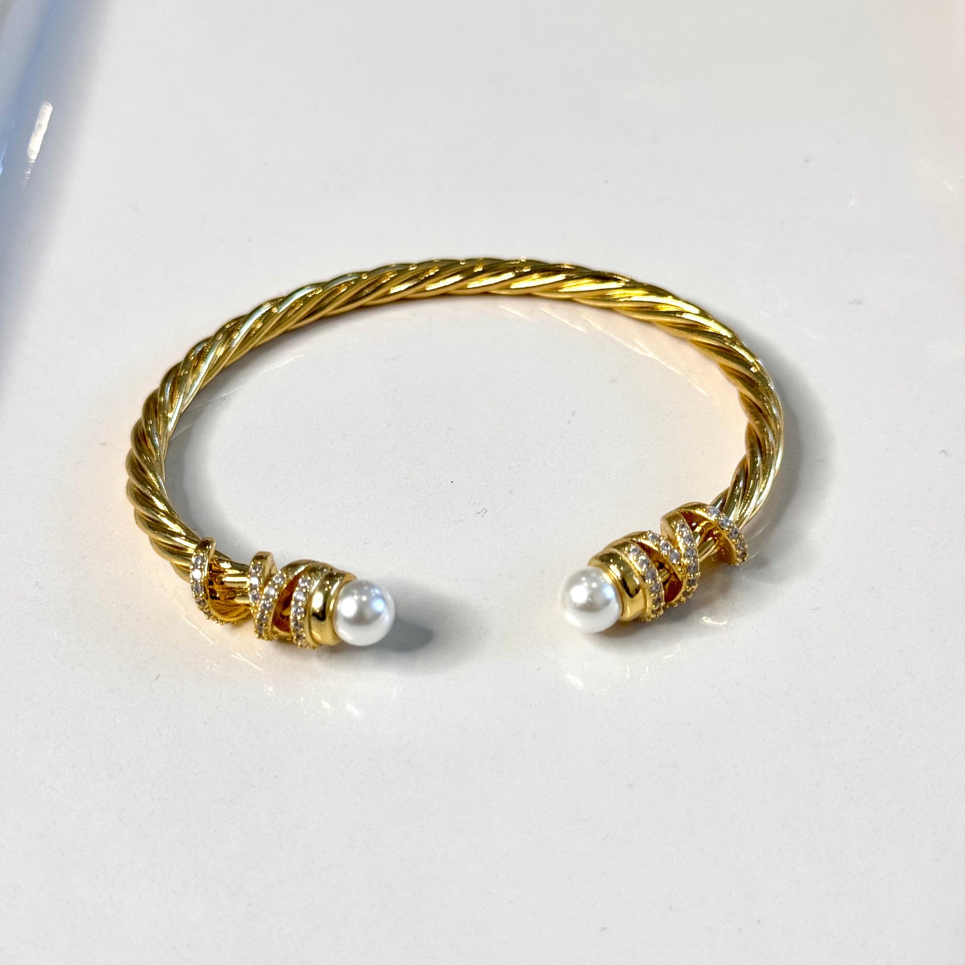 Pearl Bangle 