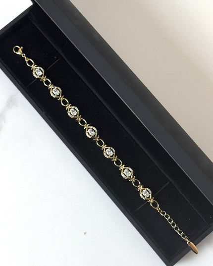 Sama Bracelet – Elegant Gold Plated Design