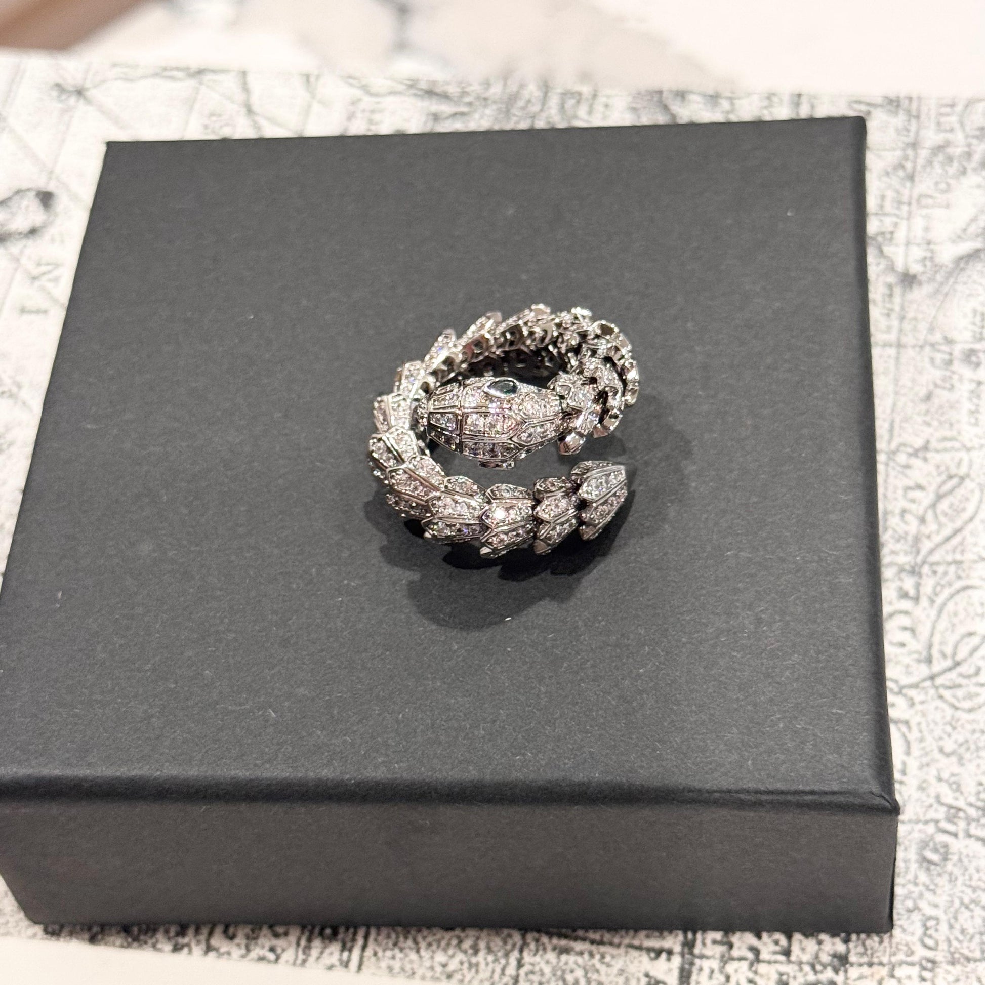 Statement Piece Ring 