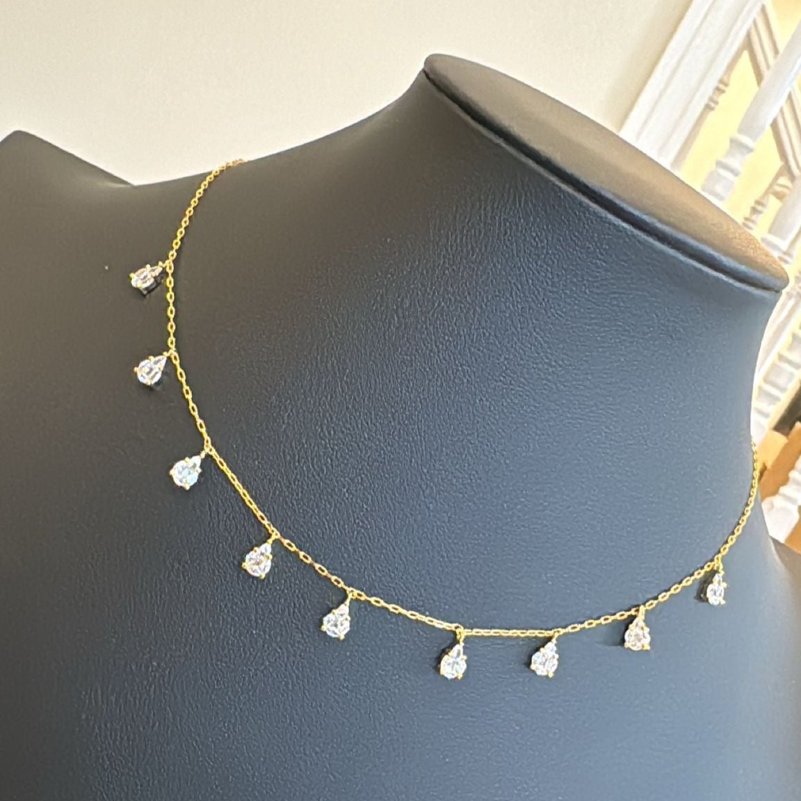 Tear drops necklace gold plated 