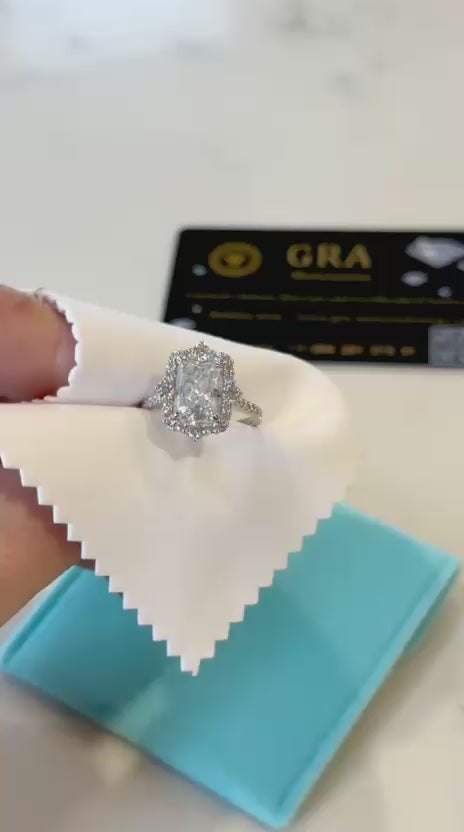 Radiant Cut Moissanite Ring 